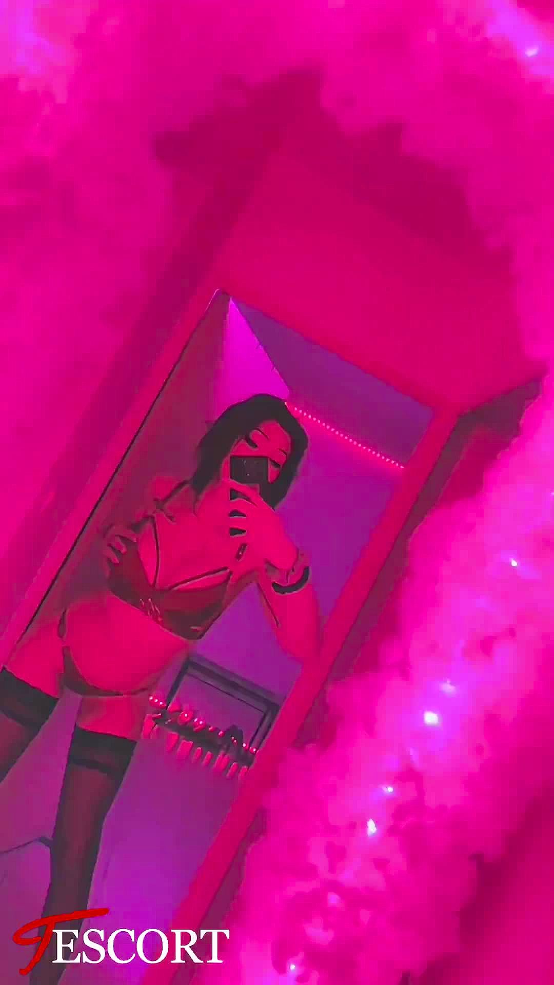 Maevaa30 Video Background