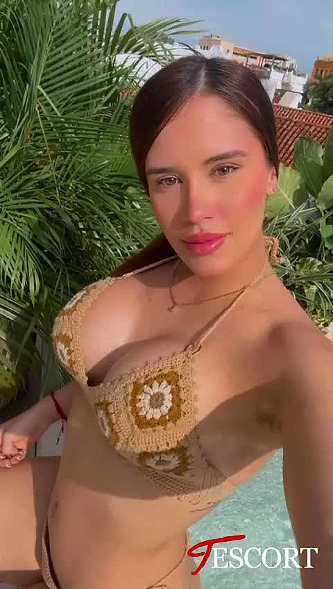 Salome Video Background