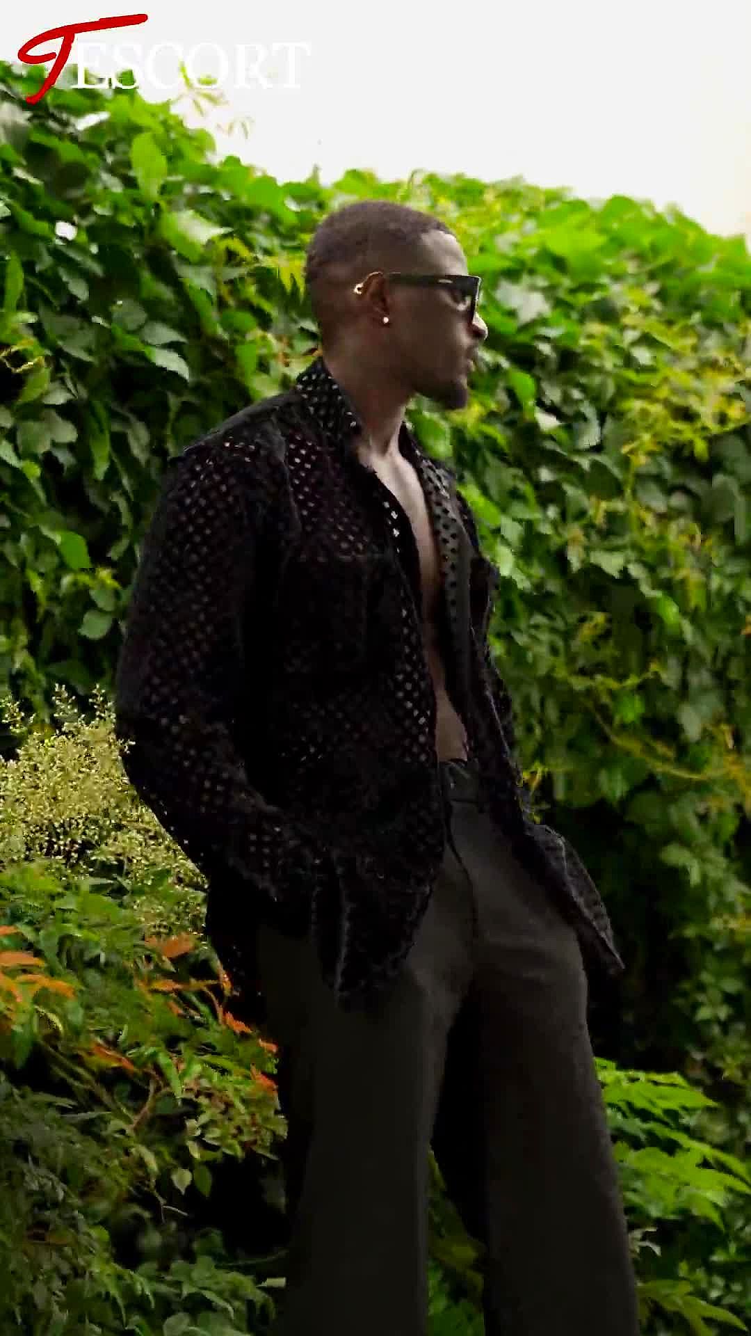 Julio Jr Video Background