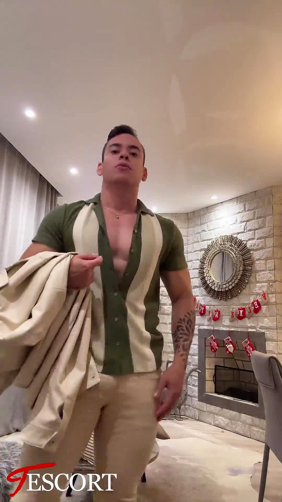 Pietro Trindade Video Background