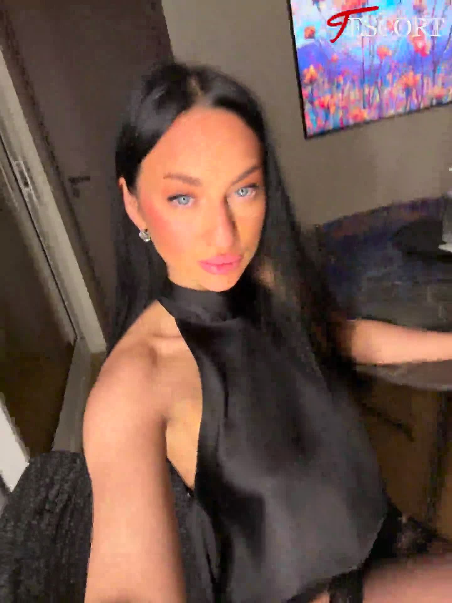 Kara Video Background