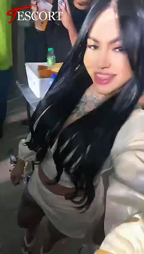 Laisa Bittencourt Vidéo Arrière-plan