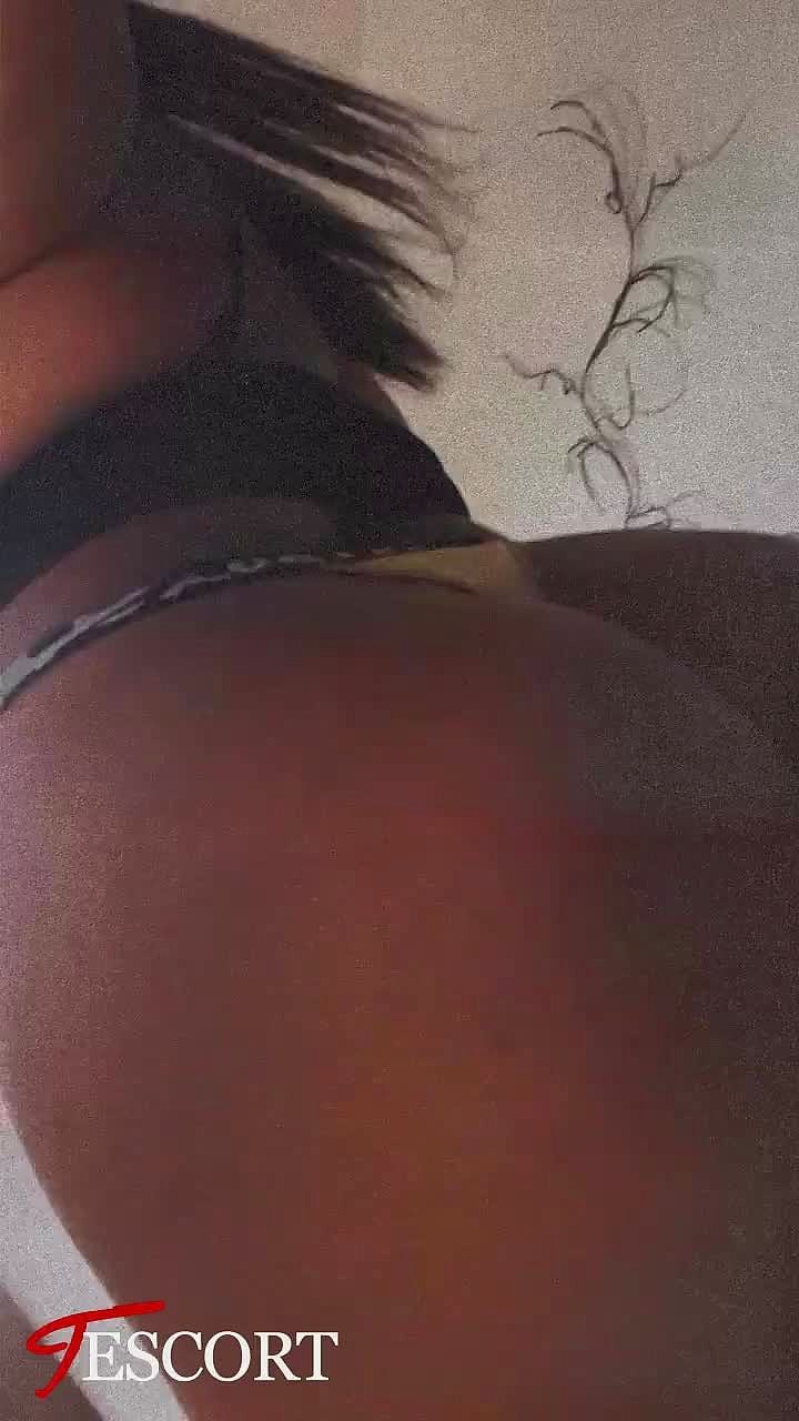 Kenza Video Background