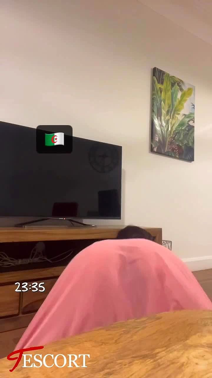 Anissaaa Vidéo Arrière-plan