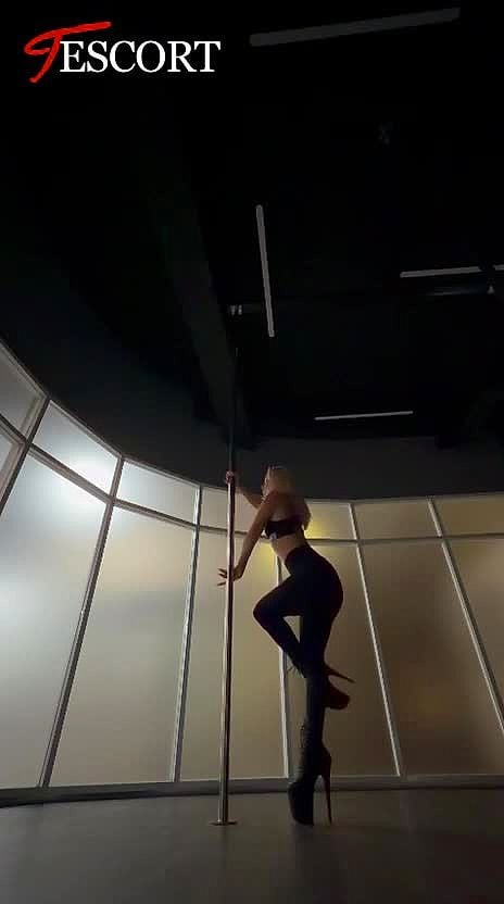 Lily PoleDance Vidéo Arrière-plan