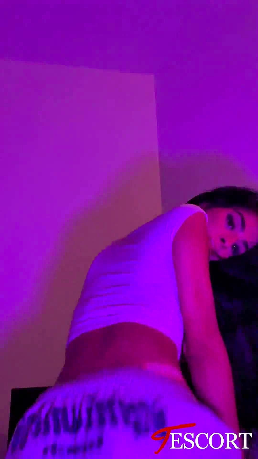 Eingel Video Background