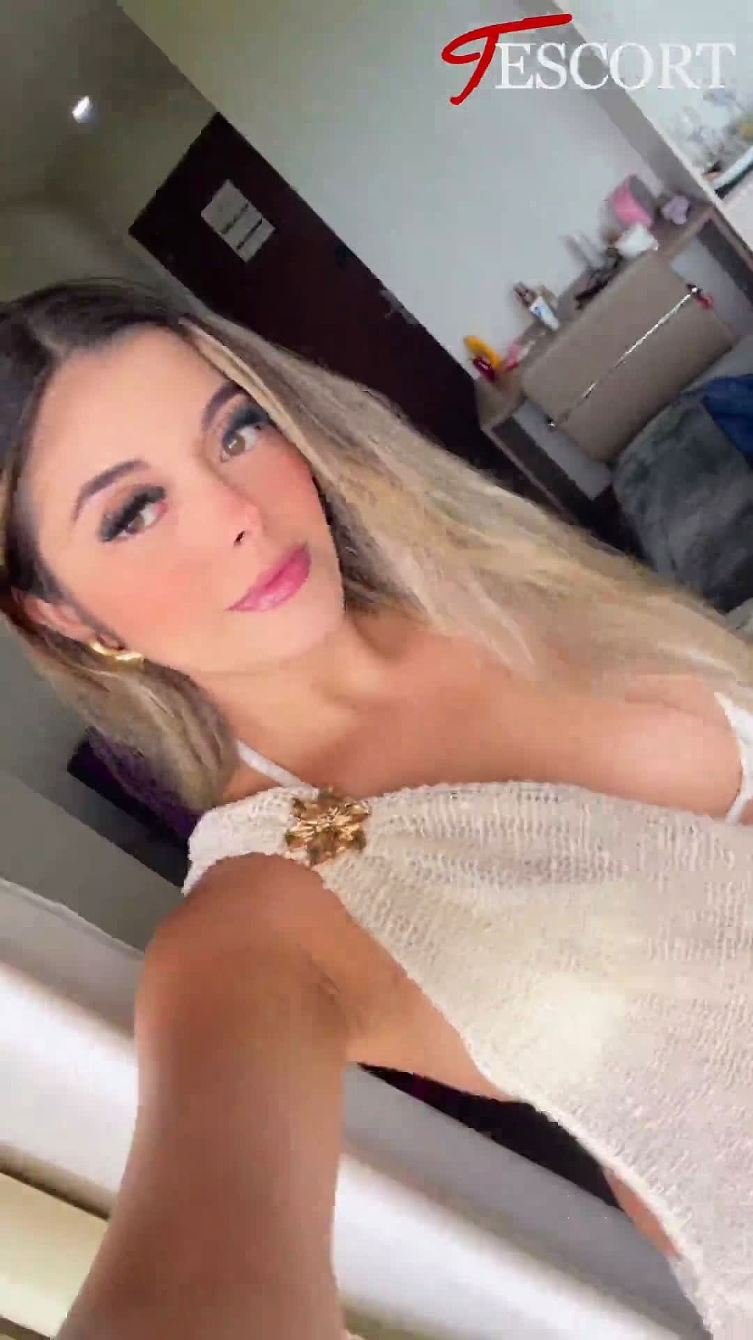 Daiany Vidéo Arrière-plan