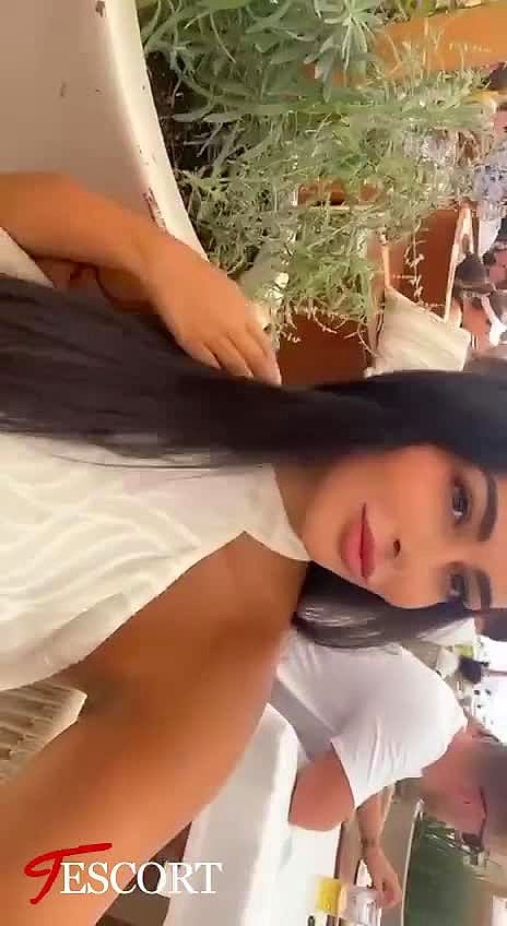 Kamila Video Background
