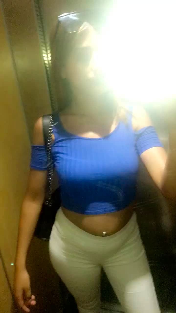 Kenza Vidéo Arrière-plan