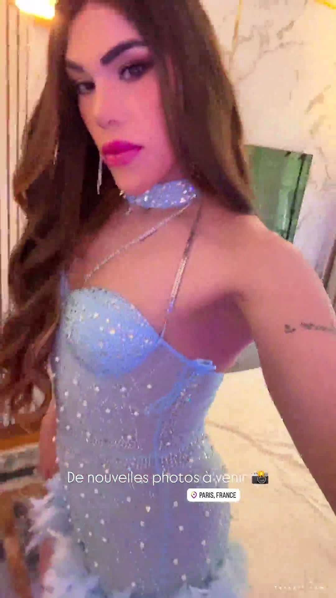 Agatha Moreira Vidéo Arrière-plan