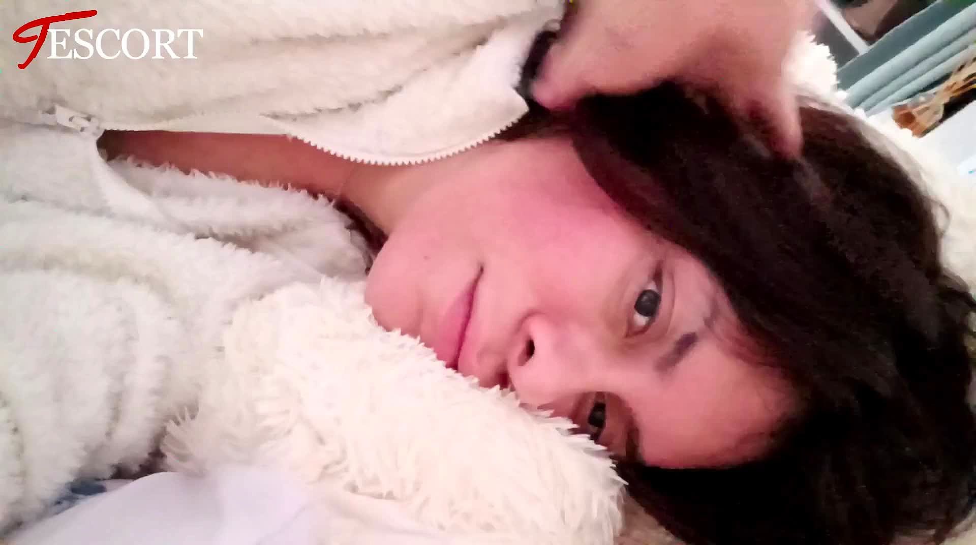 Femmeboy Nice Gialenca Vidéo Arrière-plan