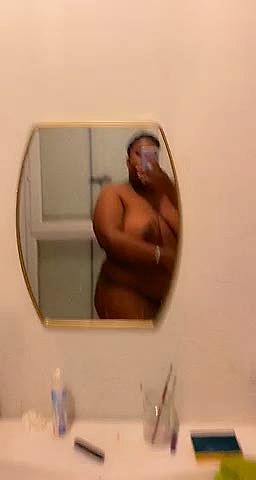 Camilla971 Video Background