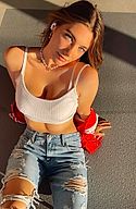 AGNIA - Escort Girl Paris