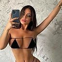 Eva Commentaire