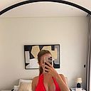 Laura Bi Commentaire