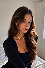 LINA - Paris Escorts