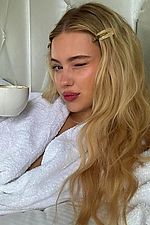 TONE - Escort Girl Paris