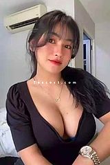 laong - Paris Escorts