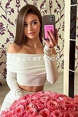 Kira - Escort Girl Paris