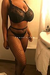 Louane - Escort Girl Tours-ville