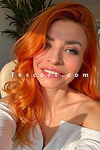 Andrea - Paris Escorts