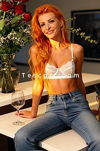 Andrea - Escort Girl Paris