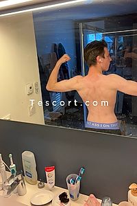 Raf - Lille Boy Escorts