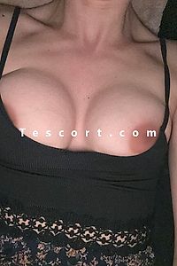 Julie28 - Escort girl Charleville-Mezieres