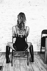 Emma - Béziers Escorts