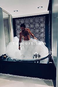 Marcus - Biarritz Boy Escorts