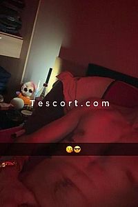Krys - Escort Boy Romans-sur-Isere