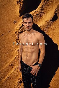 FrenchAthleteX - Nimes Boy Escorts