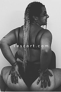 Adonia - Grenoble Escorts