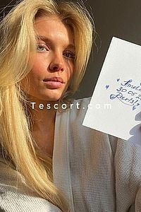 AMELIA - Escort Girl Paris