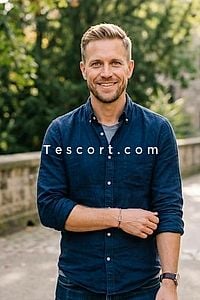 Arthur - Escort Boy Bordeaux