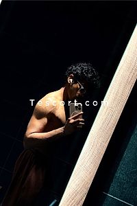 joyyy - Escort Boy Grenoble