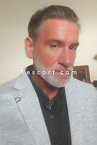 Elritano27 - Escort Boy Versailles
