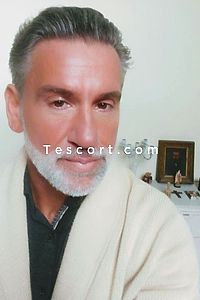 Elritano27 - Escort Boy Versailles