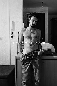 Arsene - Brignoles Boy Escorts