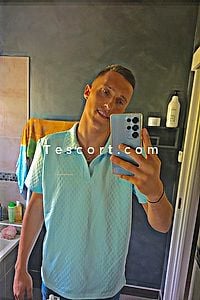 Reyrey - Escort Boy Sallanches