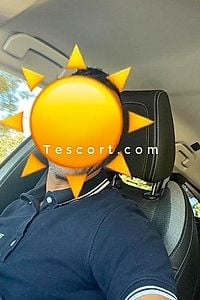 Raphael pour Dames uniquement.  Tout dans la discretion... - Escort Boy Nimes