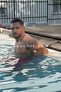 AfterDark - Escort Boy Chartres