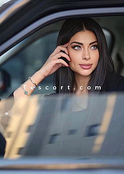 Alexandra Escort girl Paris