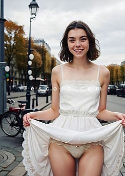SOLA Escort girl Paris