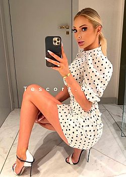 ALISA Escort girl Paris