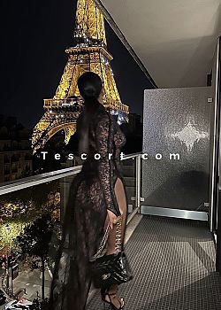 BRUNETTE HOT GFE Escort girl Paris