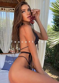 XRISTA Escort girl Paris