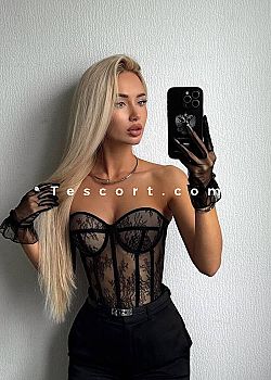 Katrin Escort girl Paris