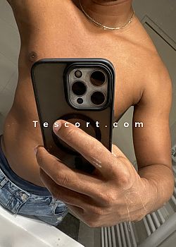 Zikar Escort boy Toulouse