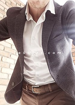 Yeux Bleus - Chelles Male escorts Paris